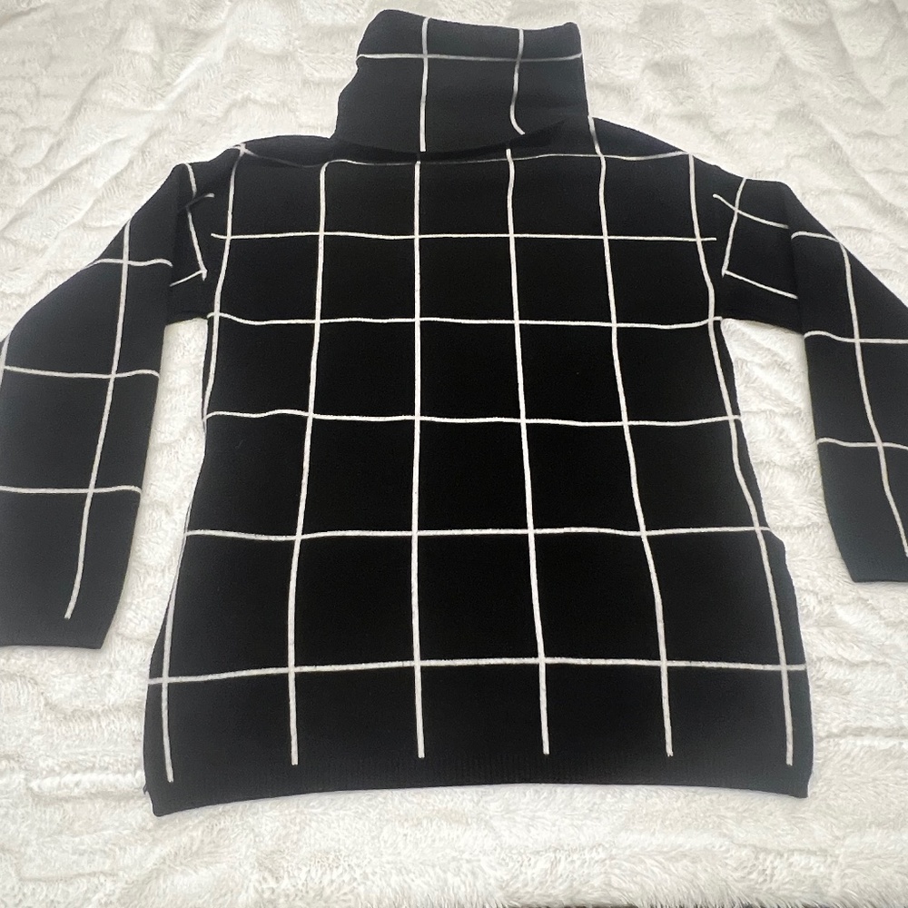 Turtle neck sweater